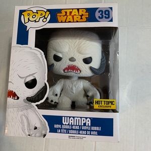 FUNKO POP 6” WAMPA HOT TOPIC EXCLUSIVE